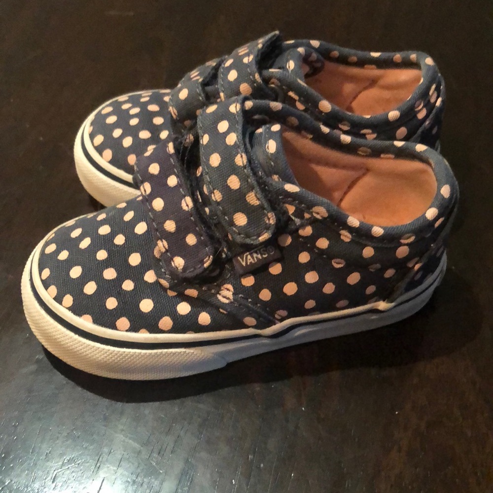 Infant size 5 Vans
